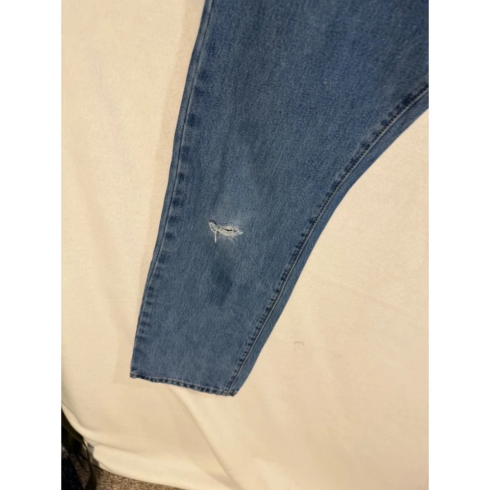 Levis 517 Bootcut Jeans Mens 31x32 Blue Denim Medium Wash 00517-4891 Distressed